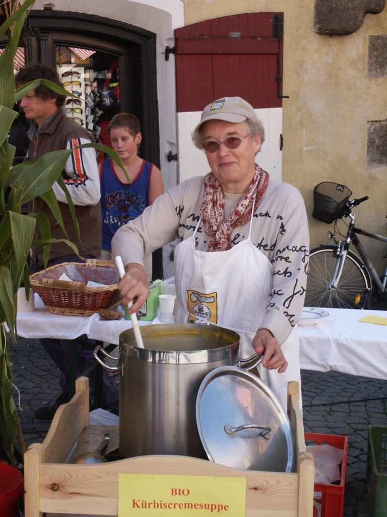 Tiroler Bio-Bergbauernfest - Erika Brown Tour Guide